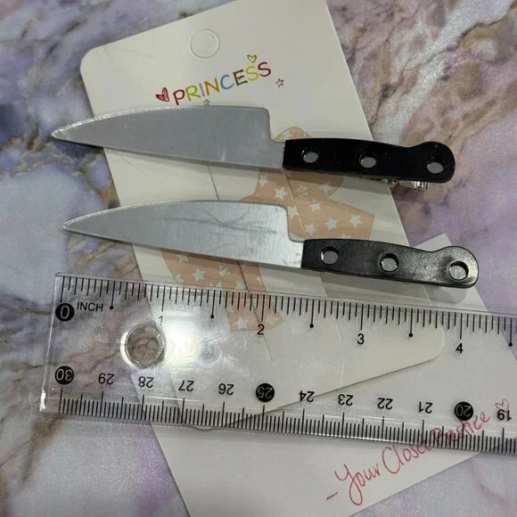 Set Of 2 Piece Reflective knife hair clip. - Picture 2 of 5